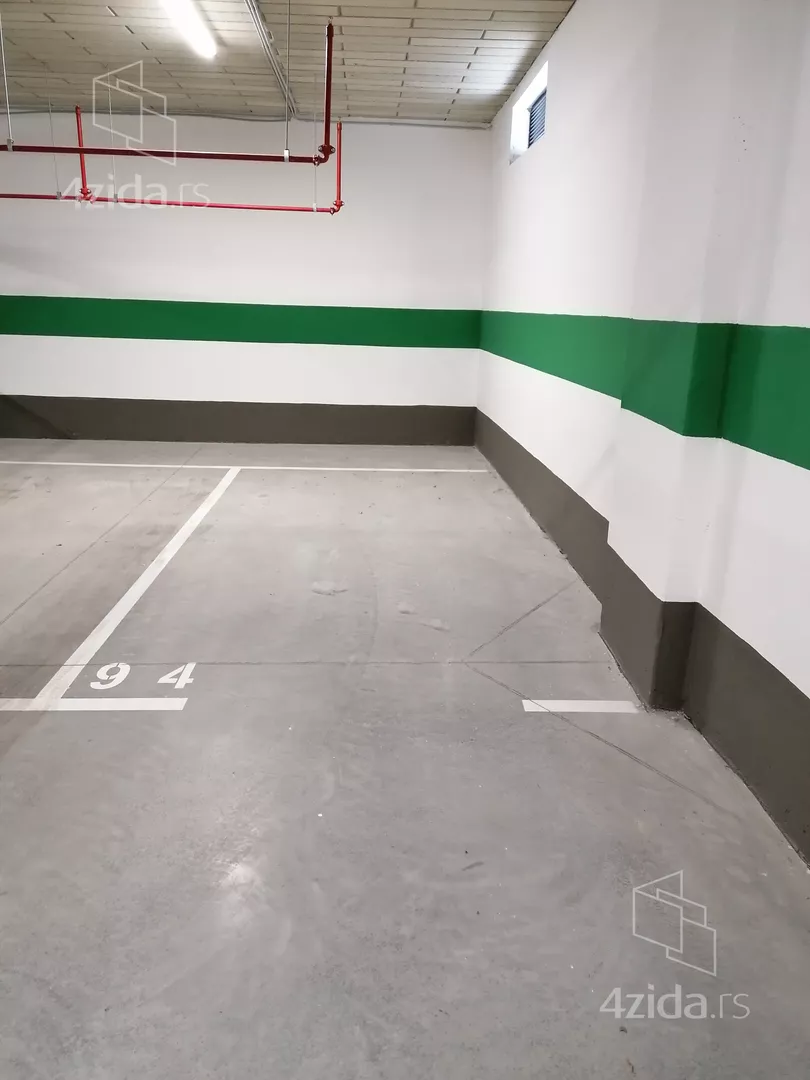 Parking | 4zida