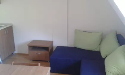Okolne lokacije | 4zida.rs