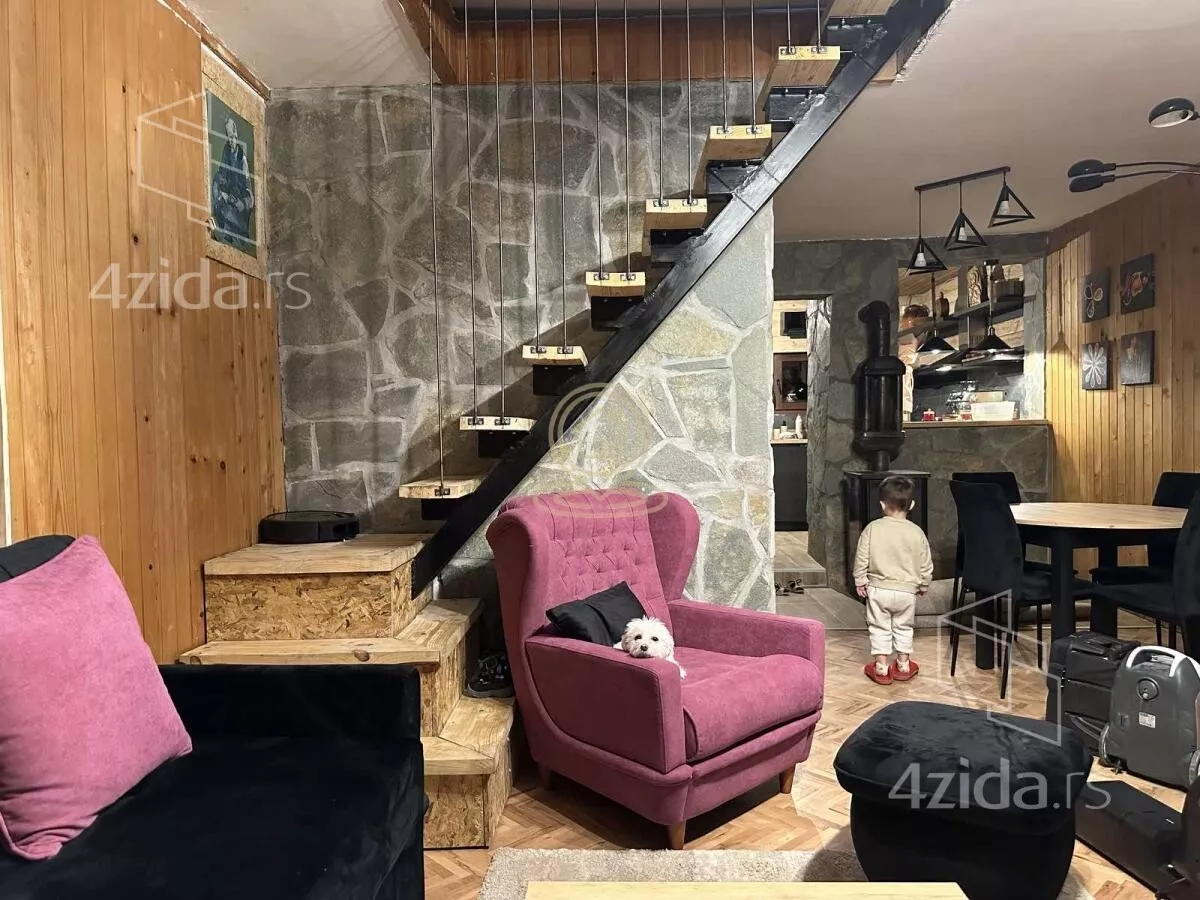Kuća | 4zida