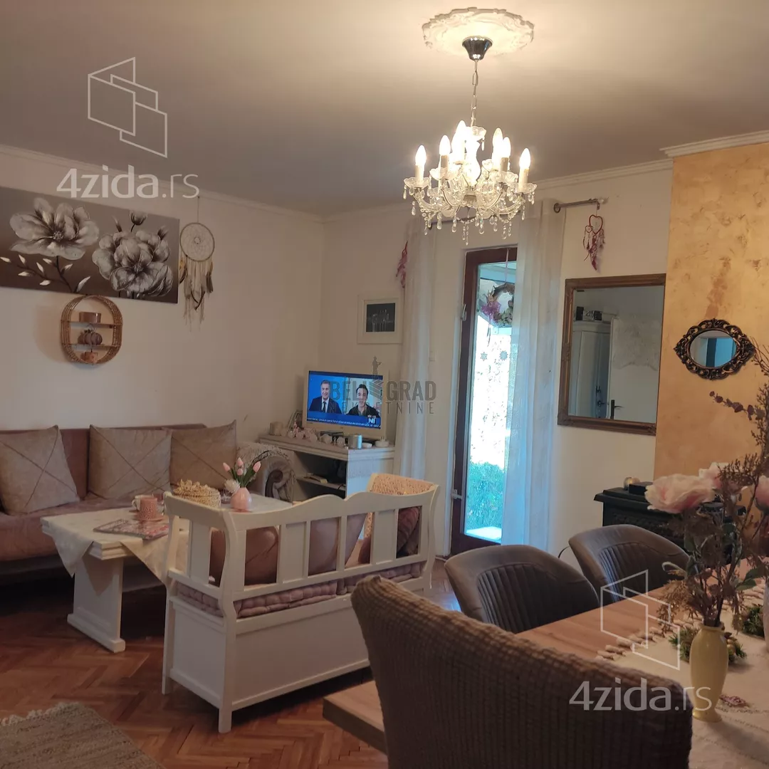 Kuća | 4zida