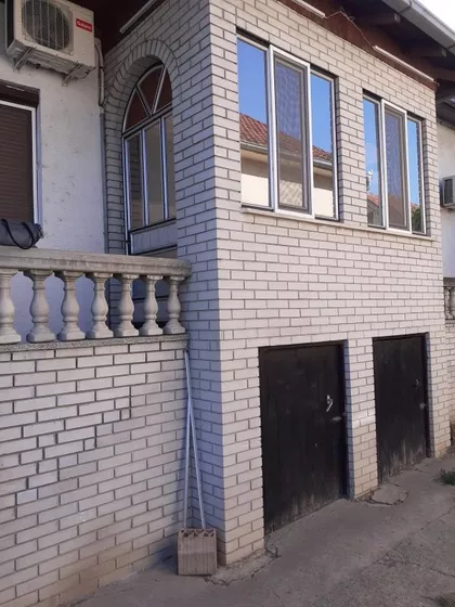 Braće Novaković | 4zida.rs