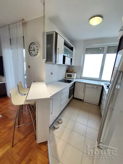 Novi Sad - Centar | 4zida.rs