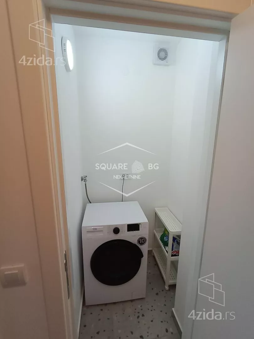 Četvoroiposoban stan | 4zida