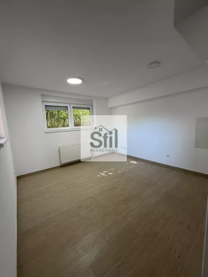 Veternička Rampa | 4zida.rs