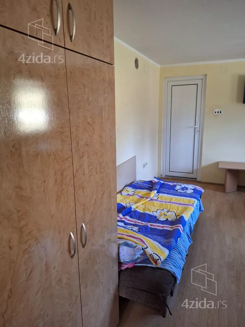 Ugostiteljski objekat | 4zida