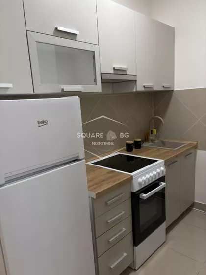 Jovana Popovića | 4zida.rs