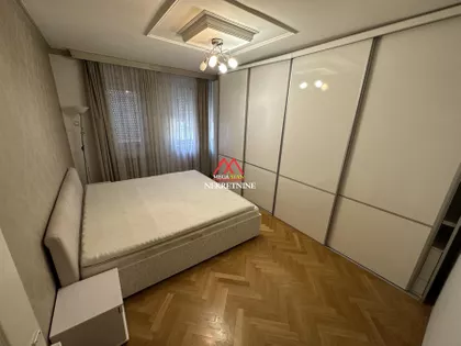 Lovćenska | 4zida.rs