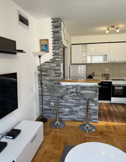 Radeta Markovića 8 | 4zida.rs