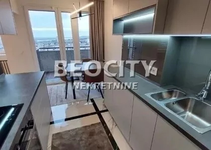 Karnegijeva 3 | 4zida.rs