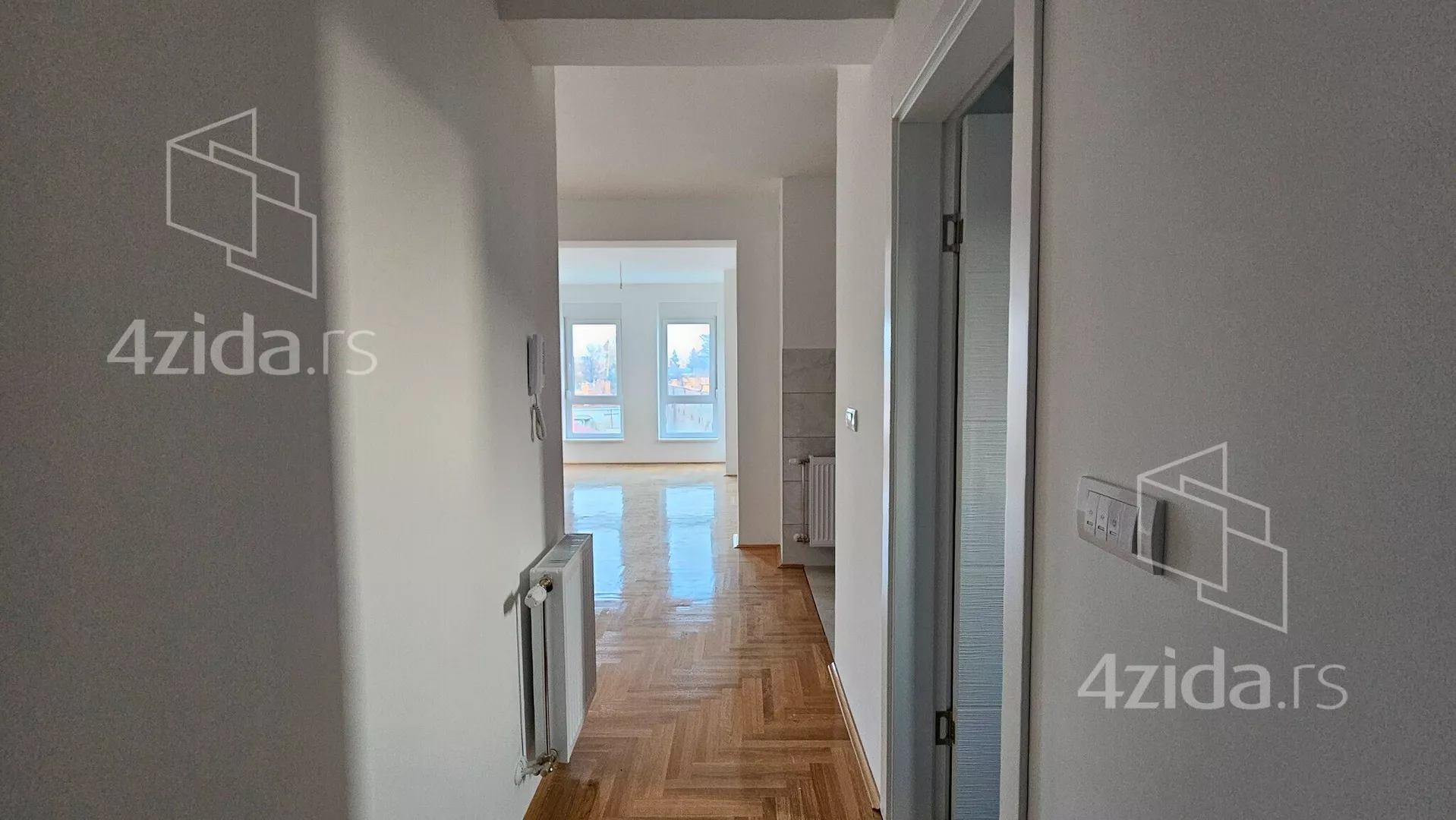 Jednoiposoban stan | 4zida