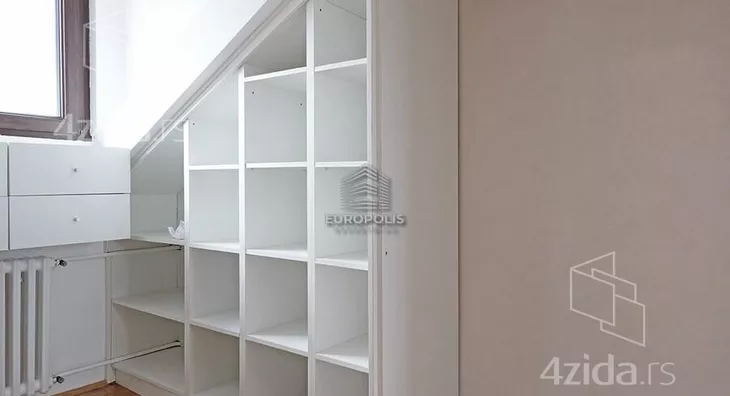 4-etažna kuća | 4zida