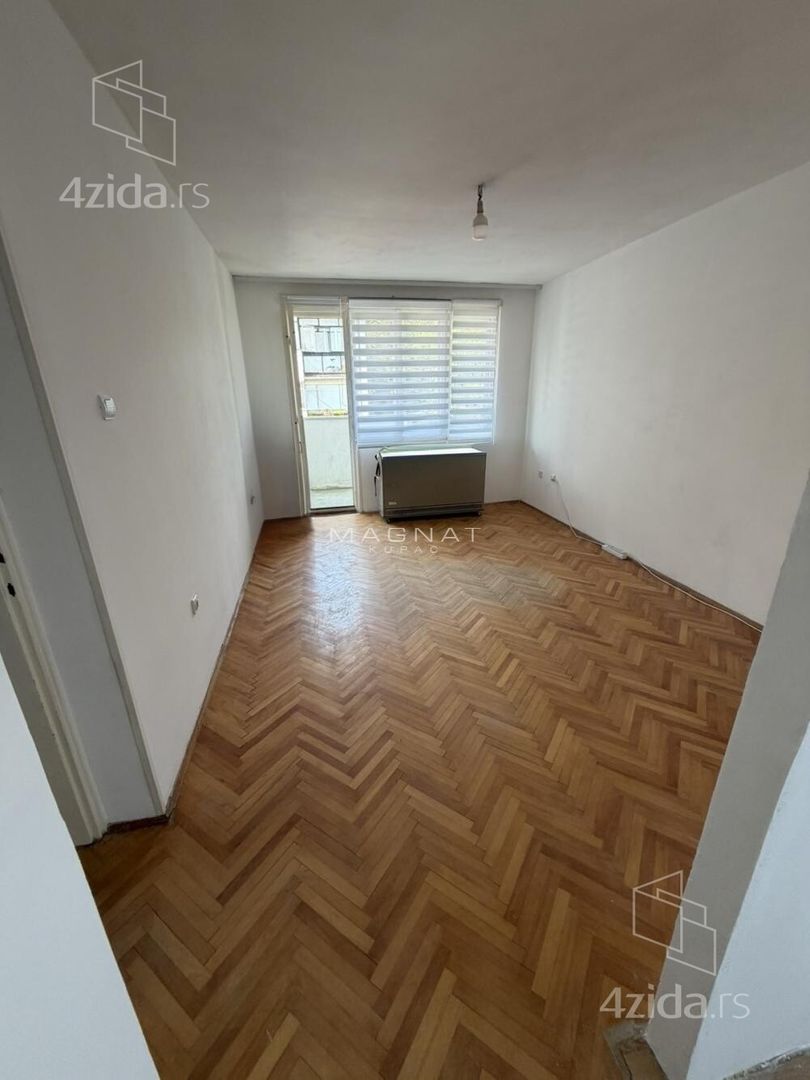 Apartament me 1 dhoma, 42 m²