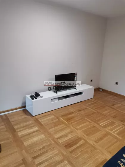 Banovo Brdo | 4zida.rs