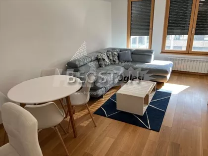 Tadije Sondermajera | 4zida.rs