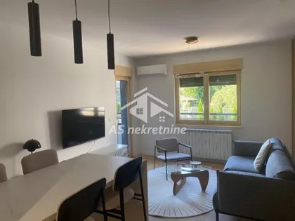 Hram Svetog Save | 4zida.rs