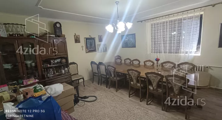 3-etažna kuća | 4zida