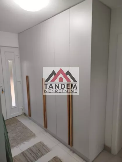 Donji Komren | 4zida.rs