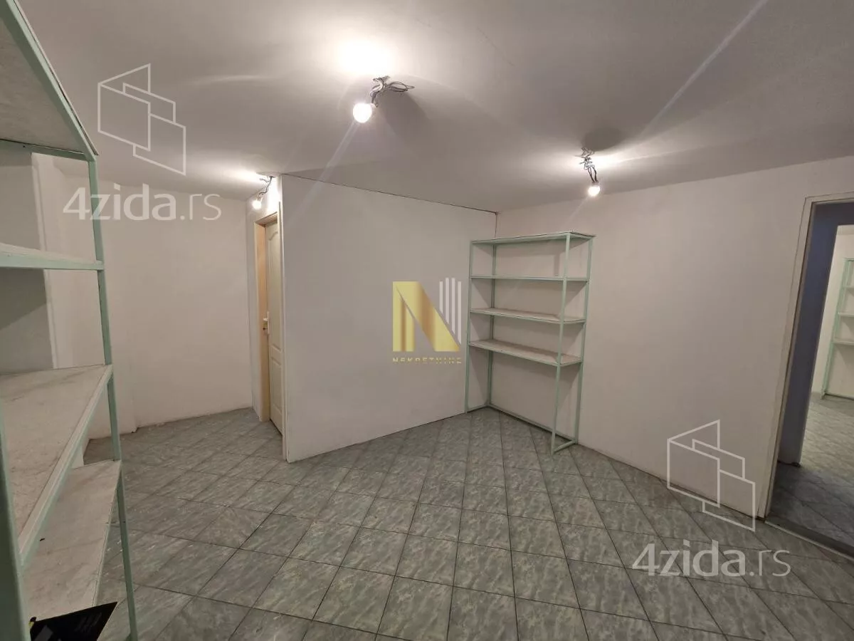 Lokal | 4zida