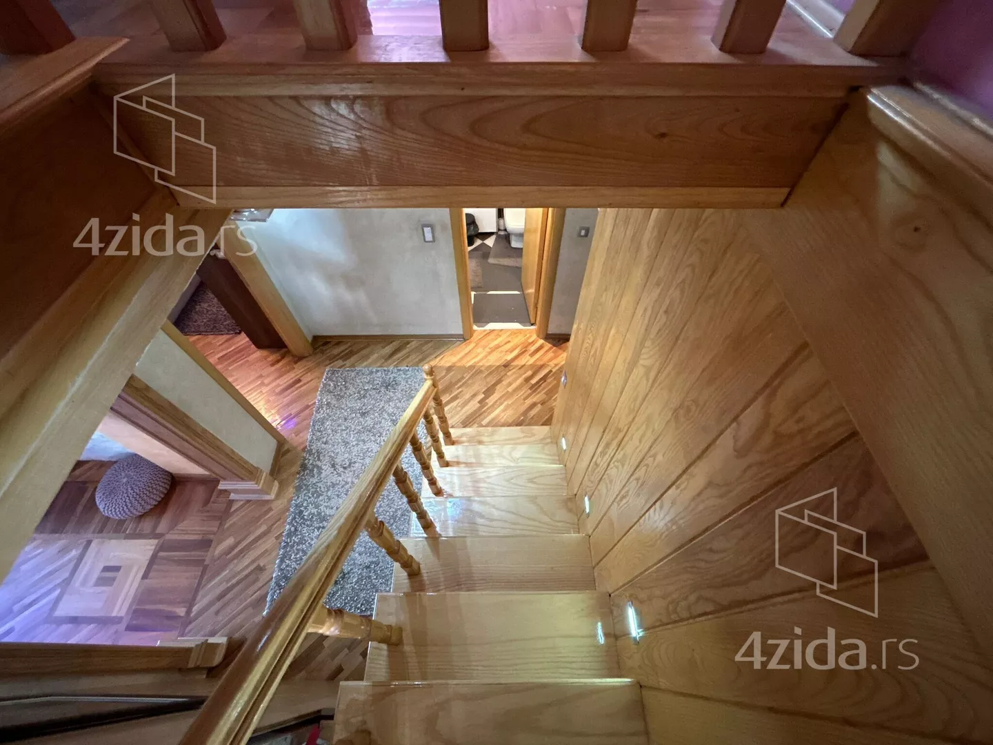 Četvoroiposoban stan | 4zida