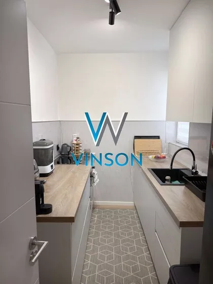 Pavla Papa | 4zida.rs