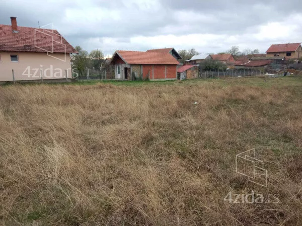 Građevinsko zemljište | 4zida