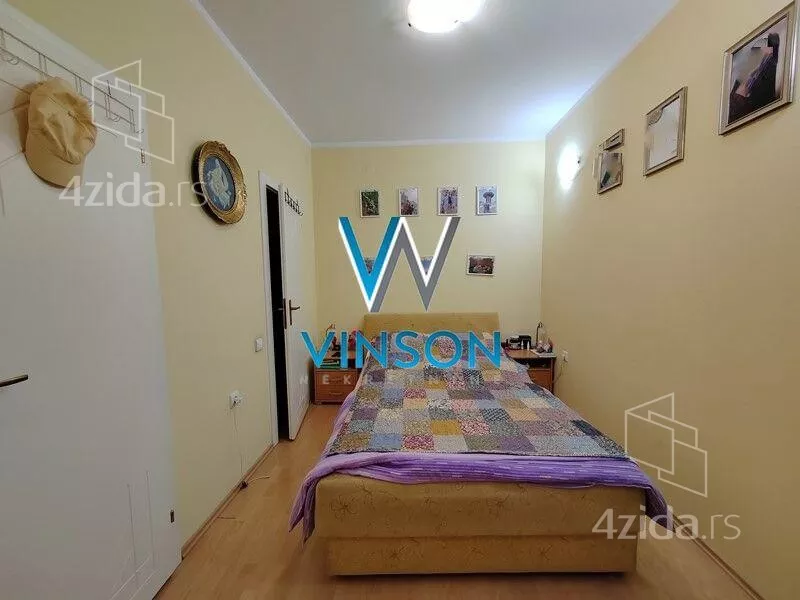 Četvoroiposoban stan | 4zida