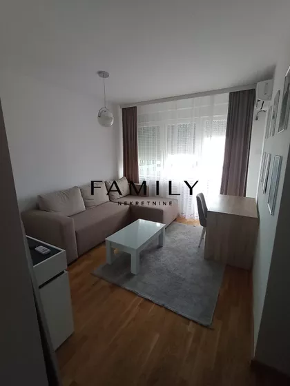 Jugovićevo | 4zida.rs