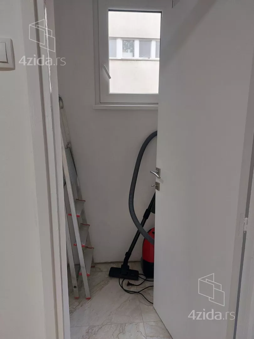 Blok 29, Novi Beograd, Beograd, Bulevar Zorana Đinđića - 9
