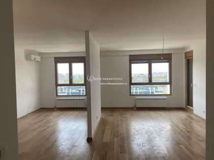 Tadije Sondermajera | 4zida.rs