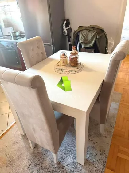 Dom Zdravlja | 4zida.rs