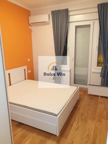 Sredačka | 4zida.rs