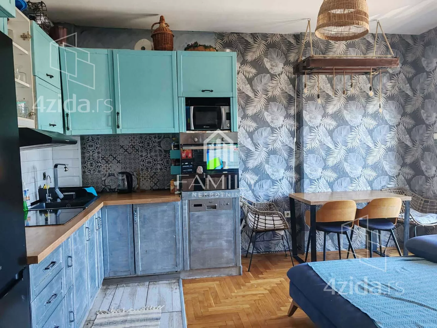 Troiposoban stan | 4zida