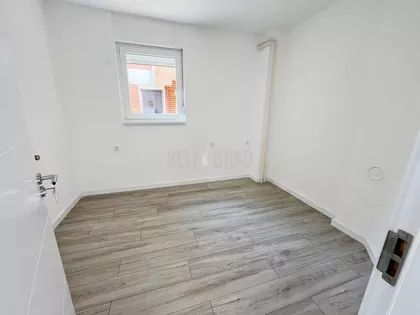 Sretena Mladenovića Mike | 4zida.rs