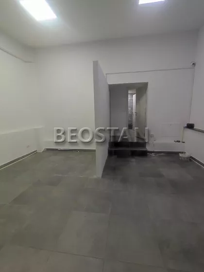 Vukov Spomenik | 4zida.rs