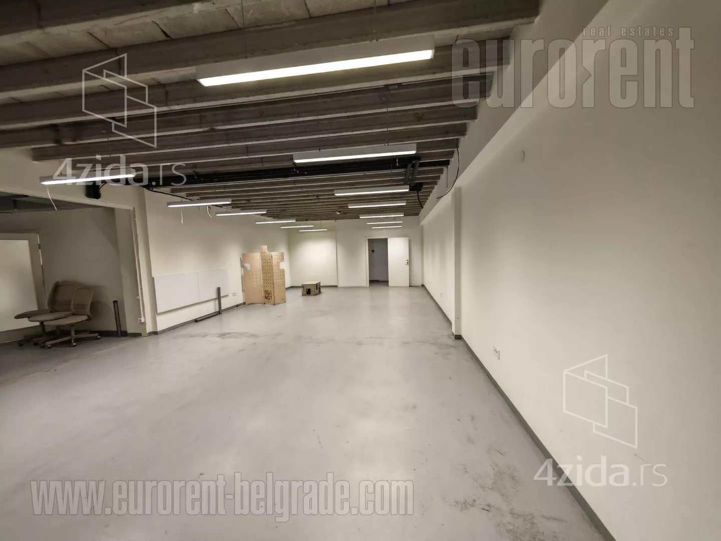 Poslovni prostor | 4zida