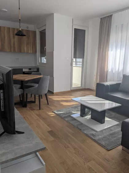 Laze Lazarevića 37A | 4zida.rs