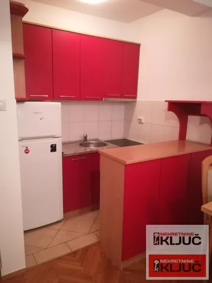 Grbavica | 4zida.rs