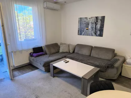 Sedmog Jula | 4zida.rs