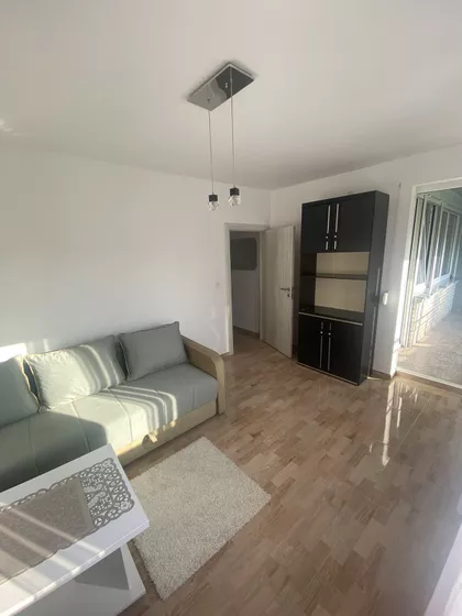 Nedeljka Gvozdenovića 6 | 4zida.rs