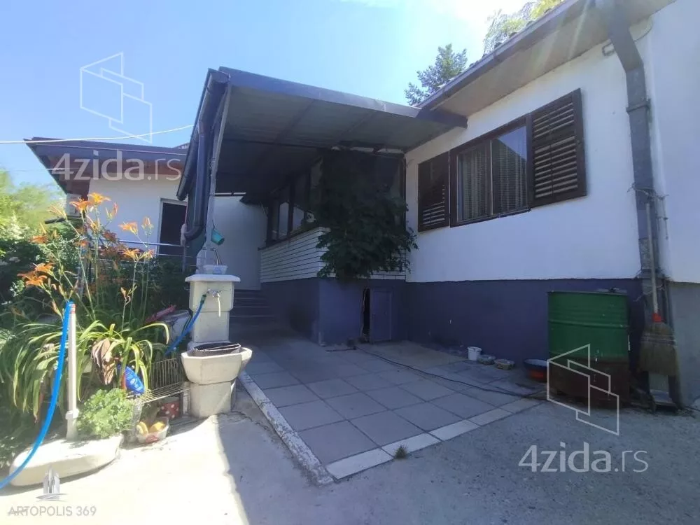 Kuća | 4zida