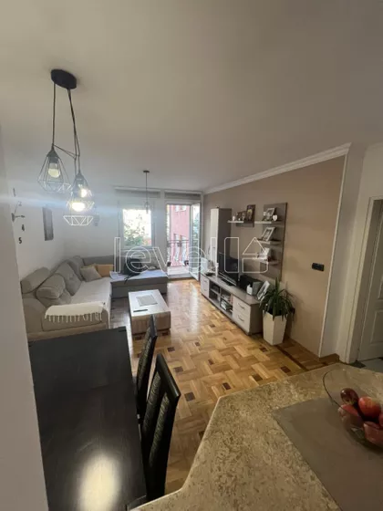 Nova Detelinara | 4zida.rs