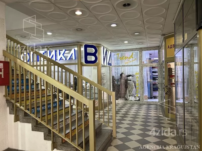 Poslovni prostor | 4zida