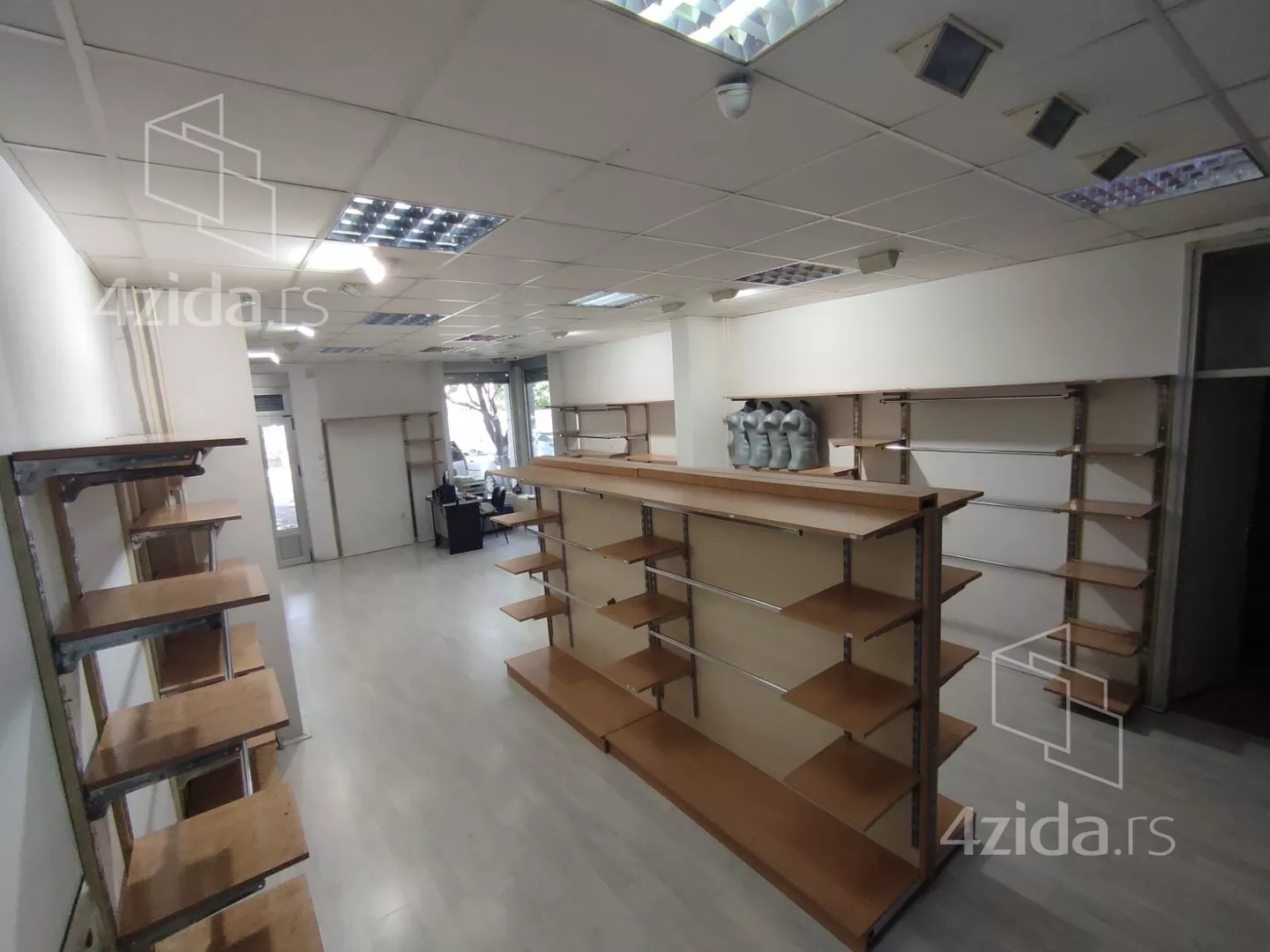 Lokal | 4zida