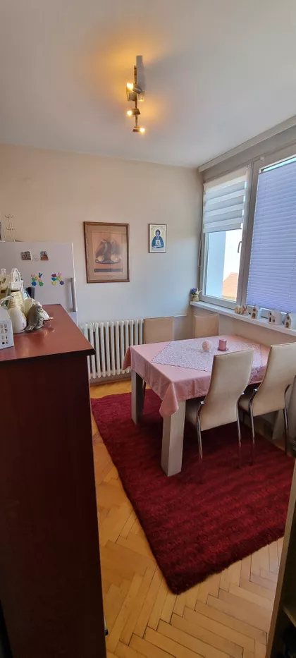 Cara Uroša 15 | 4zida.rs