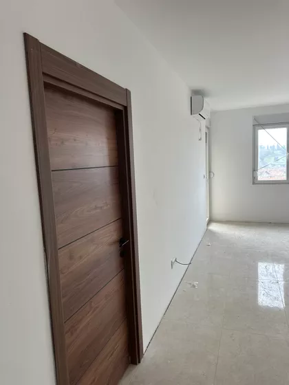 Nikole Tesle 34 | 4zida.rs