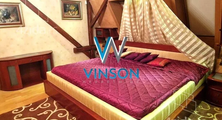 Šestoiposoban stan | 4zida