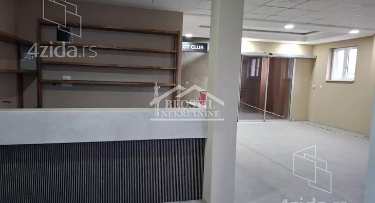 Poslovni prostor | 4zida