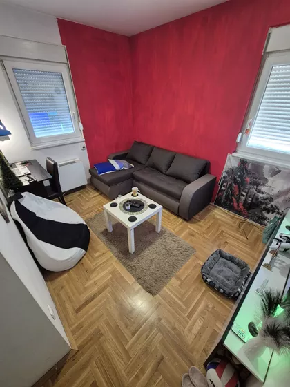 Cara Dušana | 4zida.rs