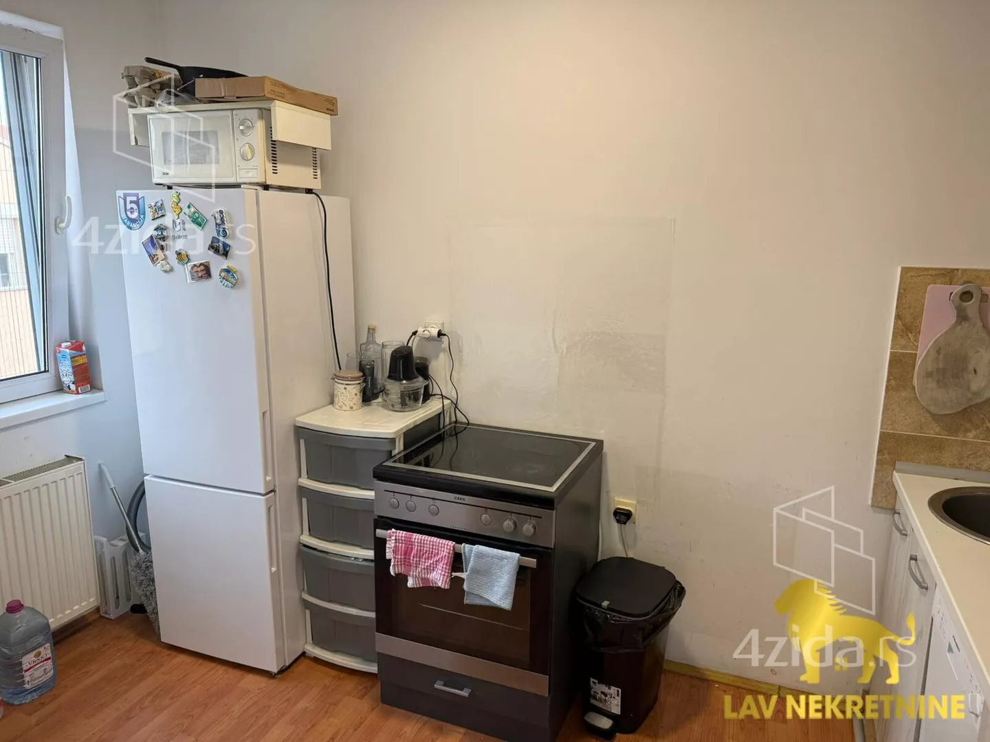 Dvoiposoban stan | 4zida