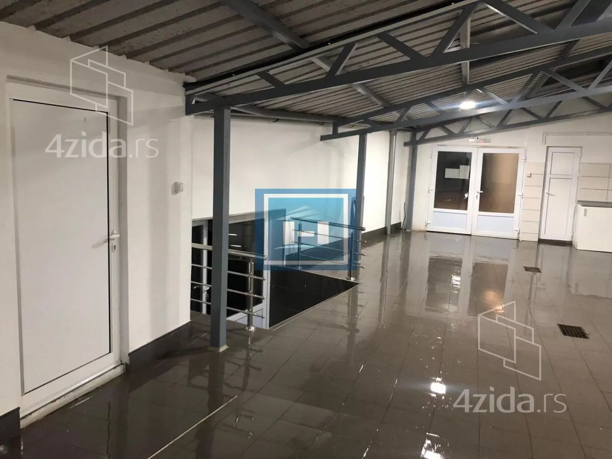 Hala | 4zida